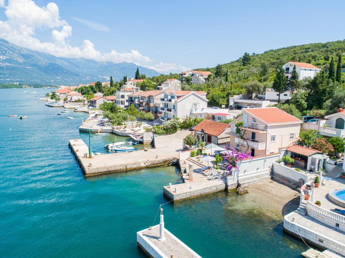 Apartments Novo Mulo Tivat Buitenkant foto